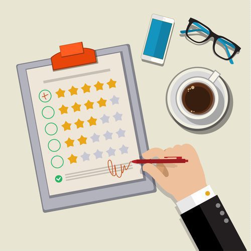 客户反馈插图 - 手在调查中检查优秀标记